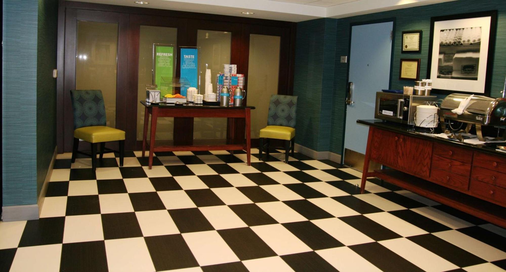 Hampton & Bloomington-normal Hotel 3*