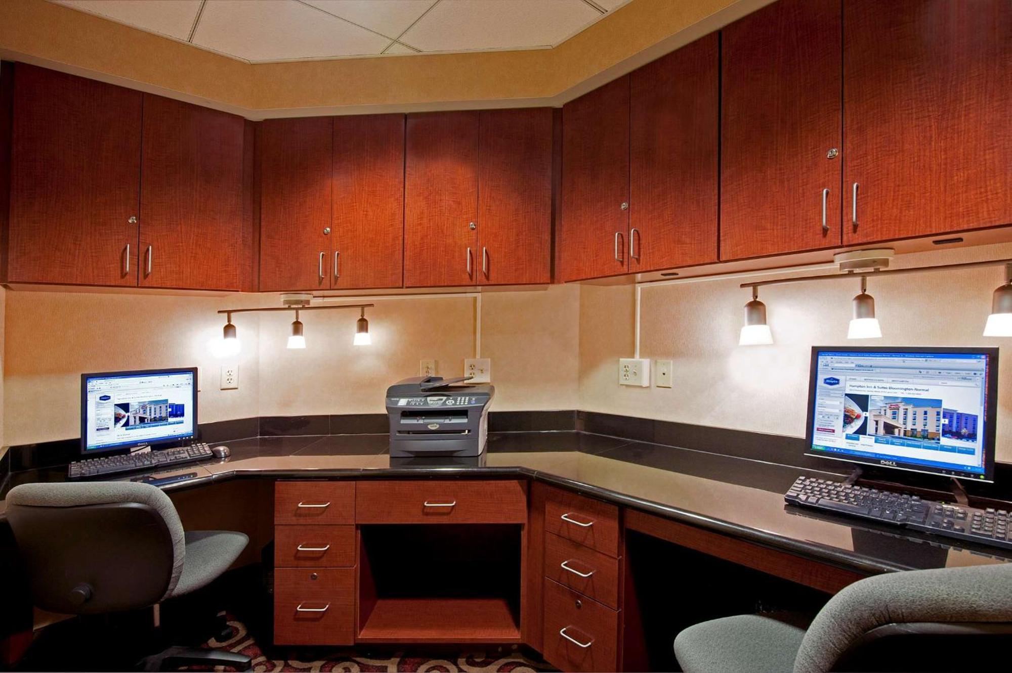 Hotel Hampton & Bloomington-normal 3*
